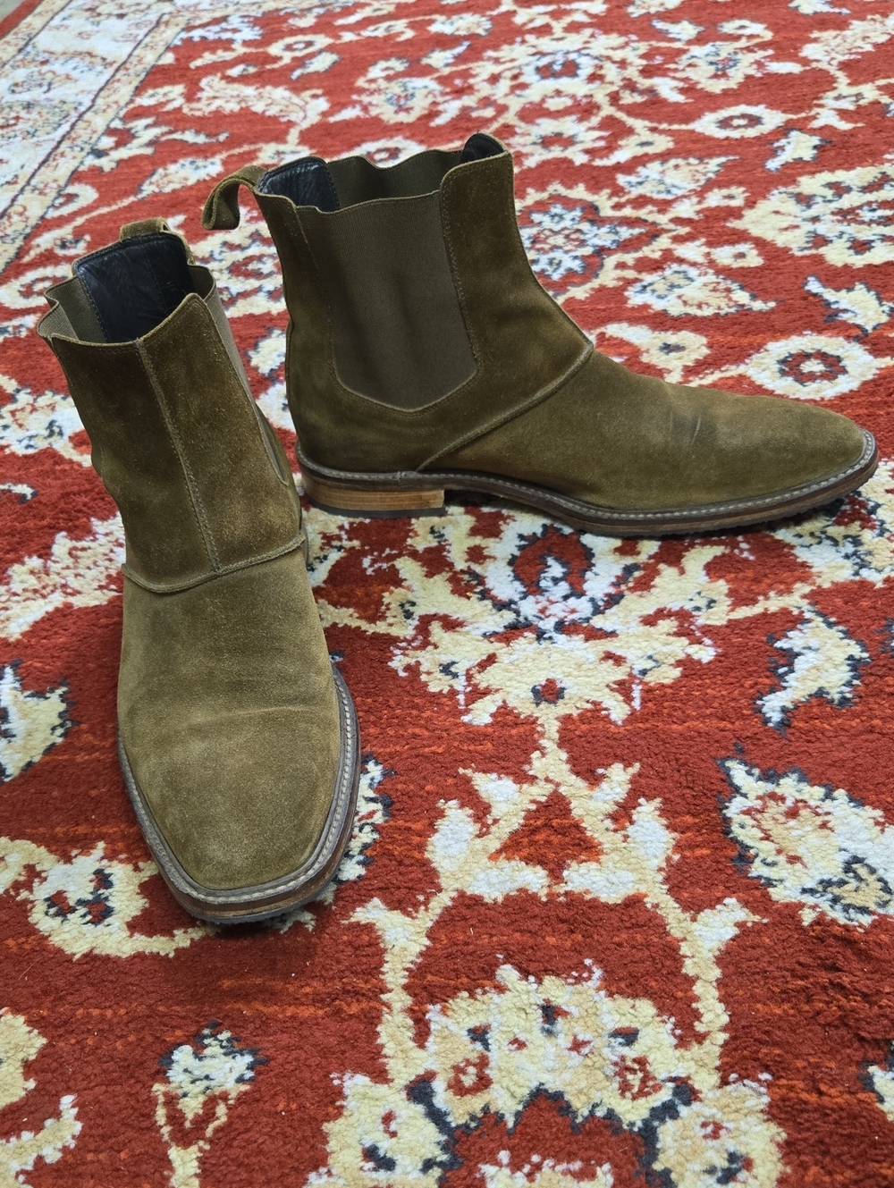 Hugo Boss Suede Chelsea Boots Size 11 Designer Fall Autumn Slip On Elastic Boho